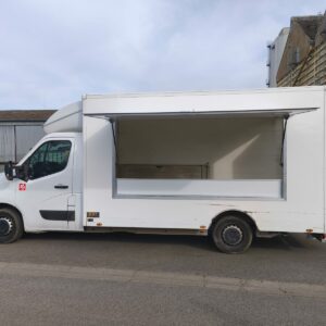 Aménagement food truck – Ouverture hayon latéral pro et fiable