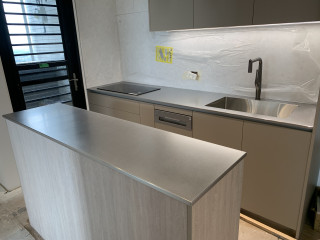 Plan de Travail en Inox - Cuisine professionnelle