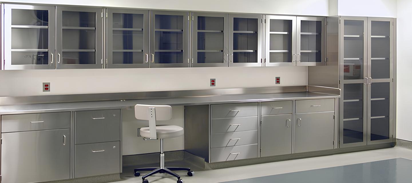 Restaurant, laboratoire, cuisine pro : quel plan de travail inox choisir ?